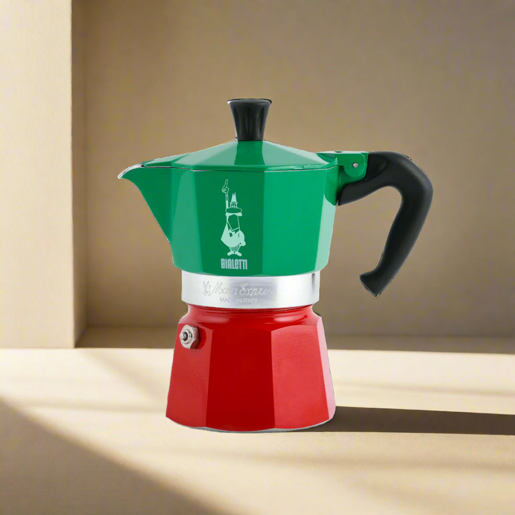 Bialetti 6 cup Italia Moka Express Pot